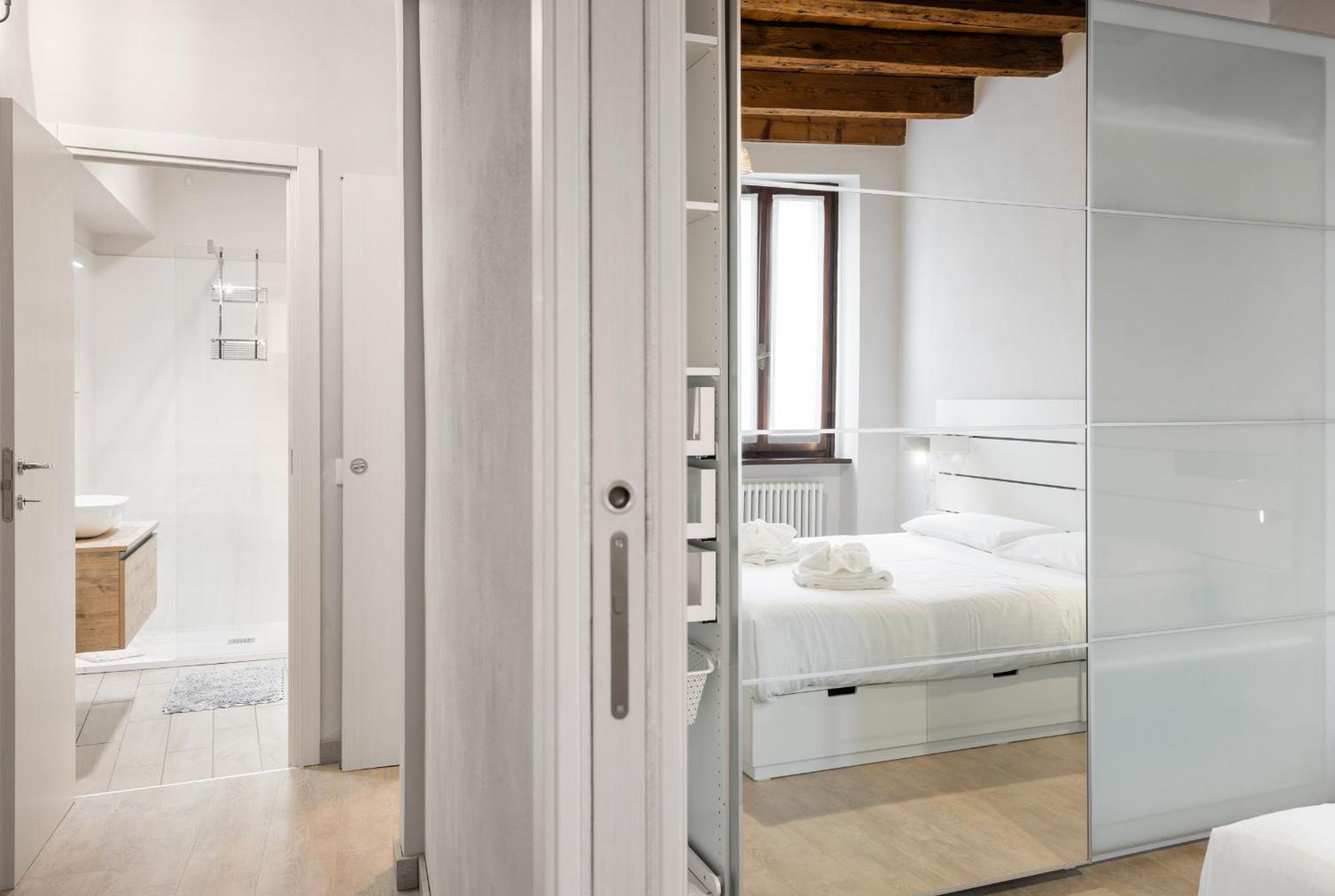 Flats4Rent Irene Daire Verona Dış mekan fotoğraf